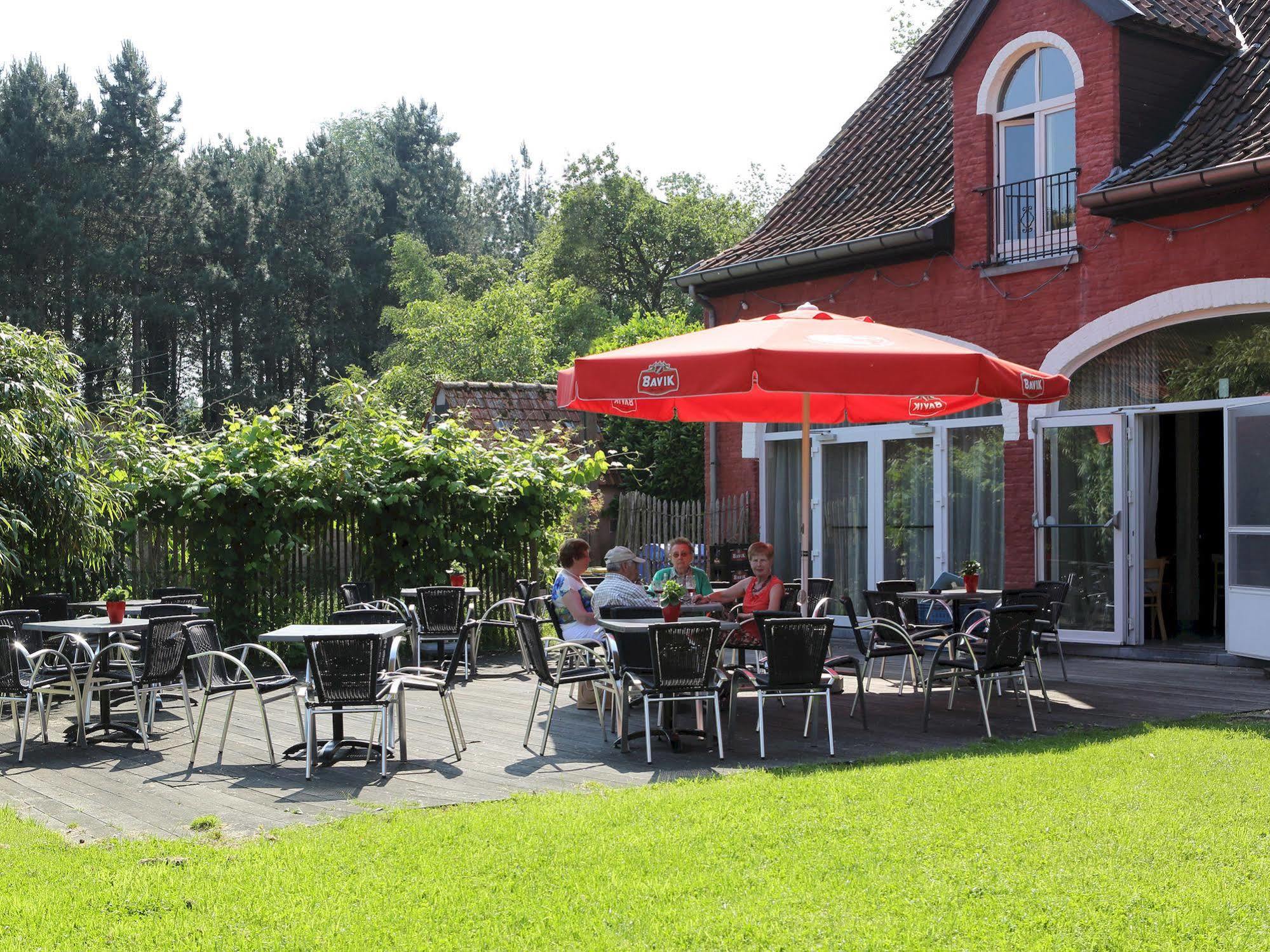 Hotel 'T Roodhof Oostkamp Exterior photo